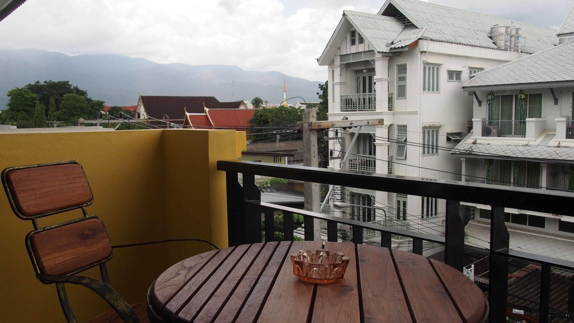 Hotel Kaldi House Chiang Mai Exterior foto